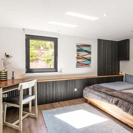 Eifelbergversteck Grosse Und Moderne Einliegerwohnung In מאיין מראה חיצוני תמונה